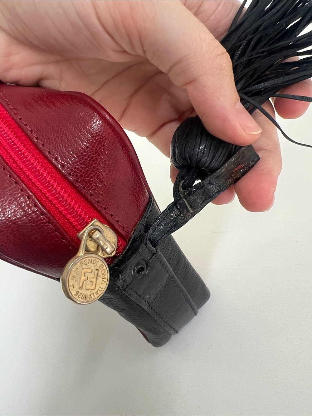 Vintage FENDI Roma 1925 colorblock red white and navy blue camera bag NO strap - Picture 5 of 16